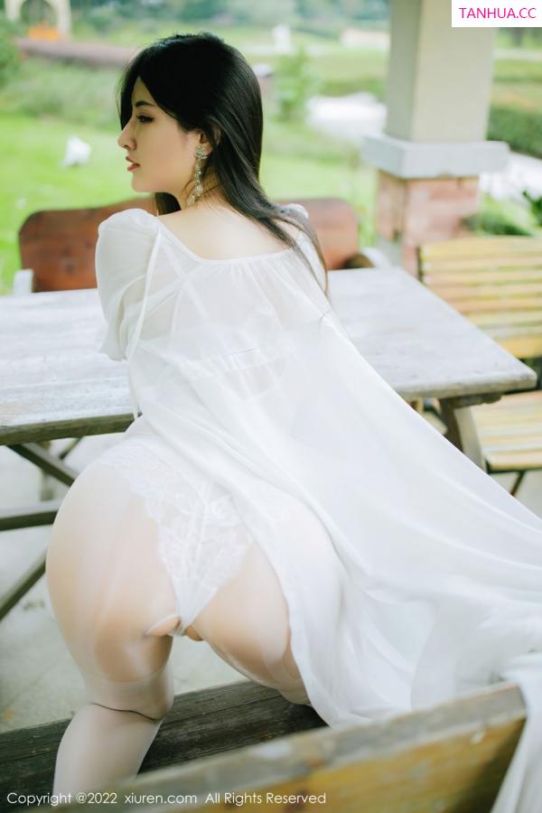 陈诗诗 诗诗 [XiuRen]高清写真图 2022.01.18 No.4476 诗诗kiki第14张图片
